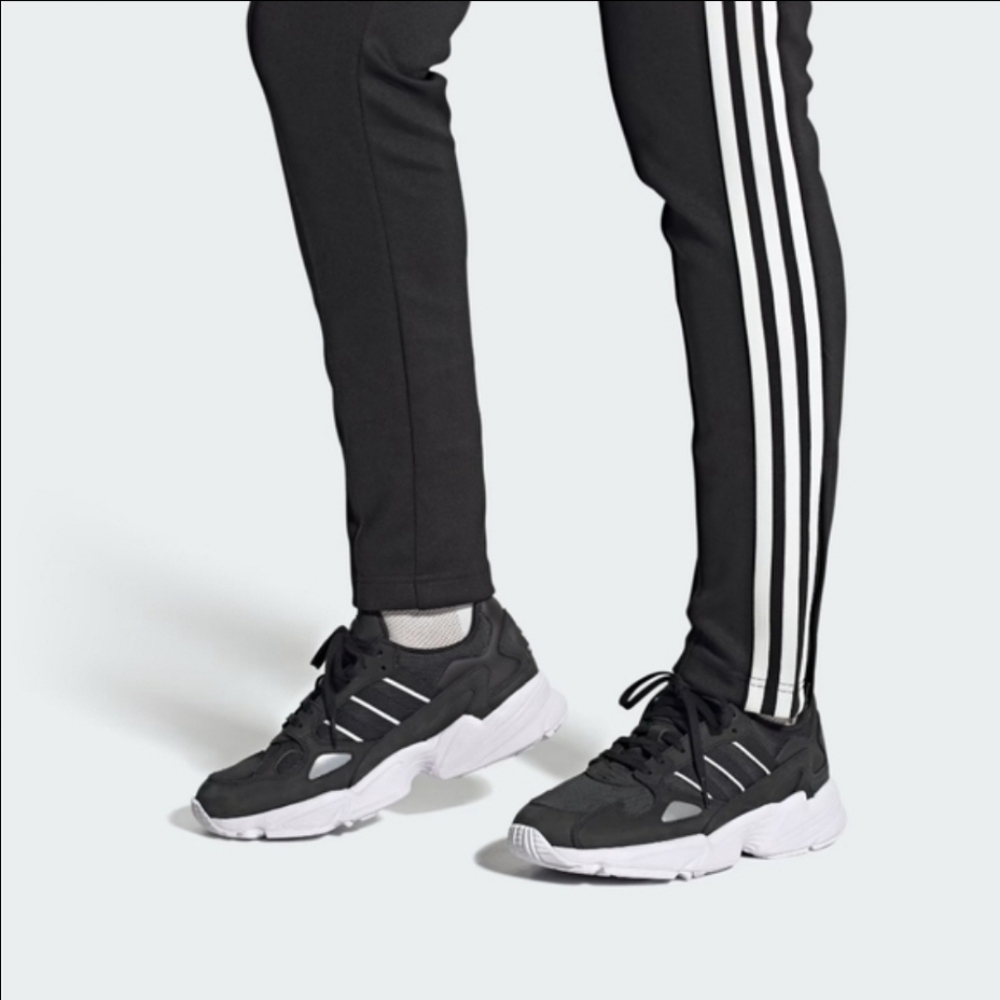 NIB Adidas Falcon Women's 7.5 Core Black White Chunky Retro Sneakers IG8301 - Picture 15 of 16